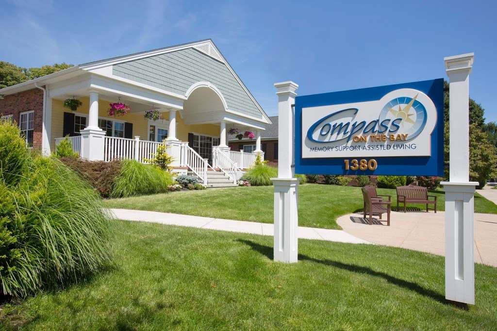 Compass on the Bay Memory Care Assisted Living | 1380 Columbia Rd, South Boston, MA 02127, USA | Phone: (617) 268-5450