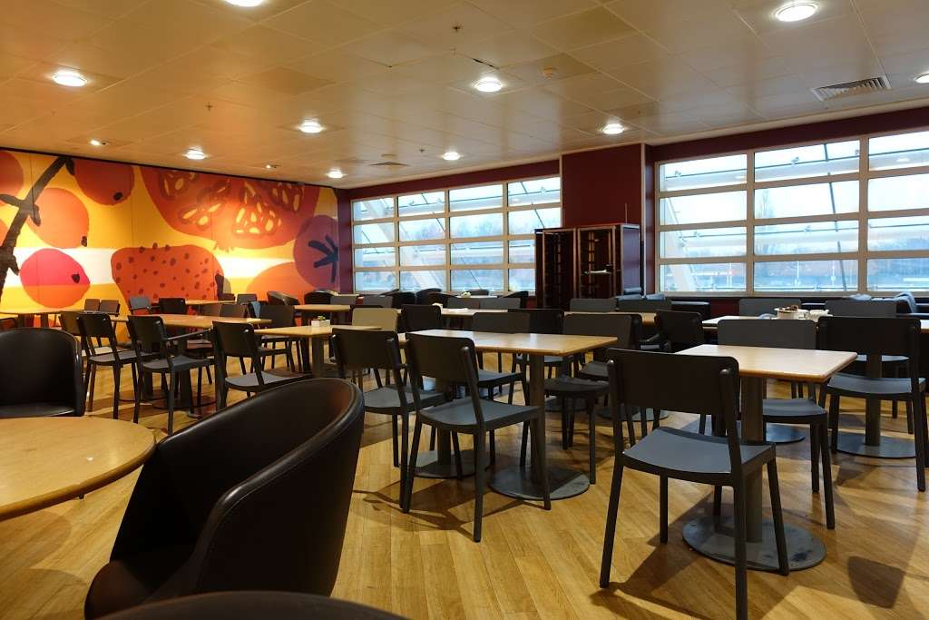 Sainsburys Cafe | Colney Fields Shopping Park, Barnet Rd, London Colney, St Albans AL2 1AB, UK