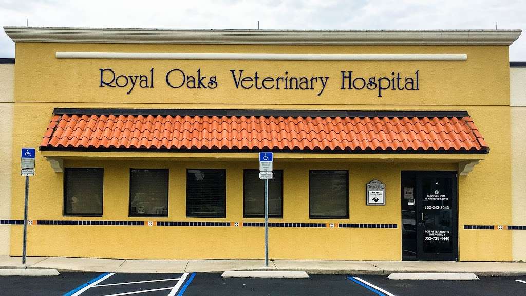 Royal Oaks Veterinary Hospital | 2105 Hartwood Marsh Rd #1, Clermont, FL 34711, USA | Phone: (352) 243-8043