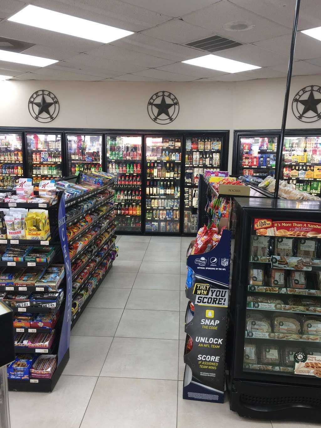 FAST LANE | 1014 S Lazy Ln, Clute, TX 77531 | Phone: (979) 265-9446