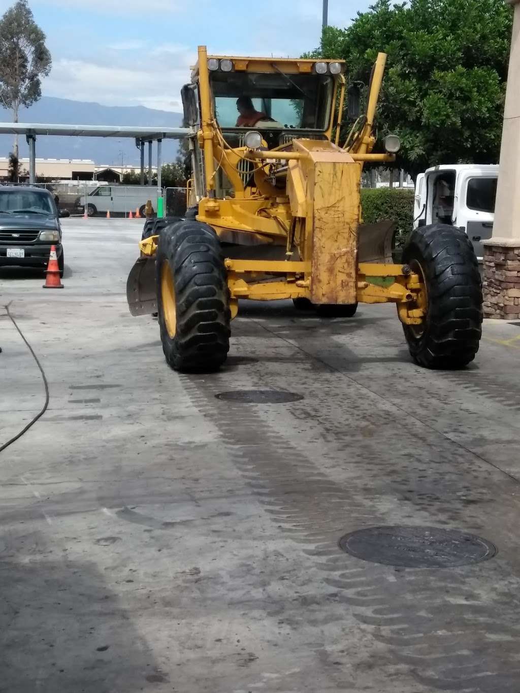 Little Sisters Truck Wash Inc | 14264 Valley Blvd, Fontana, CA 92335 | Phone: (909) 356-8500