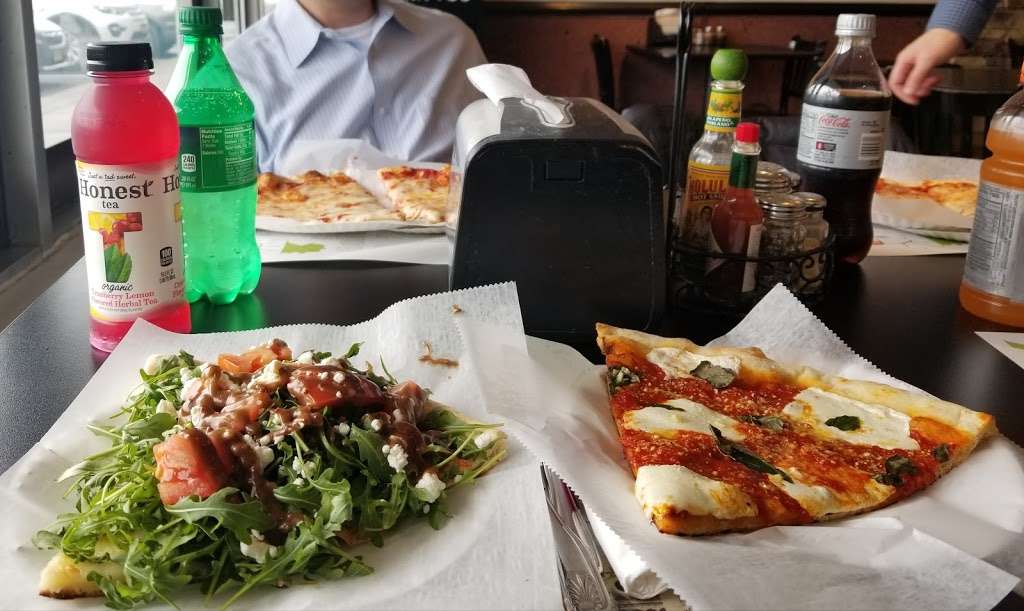 Sorellas Pizza and Pasta | 547 US-22, Whitehouse Station, NJ 08889, USA | Phone: (908) 534-5976