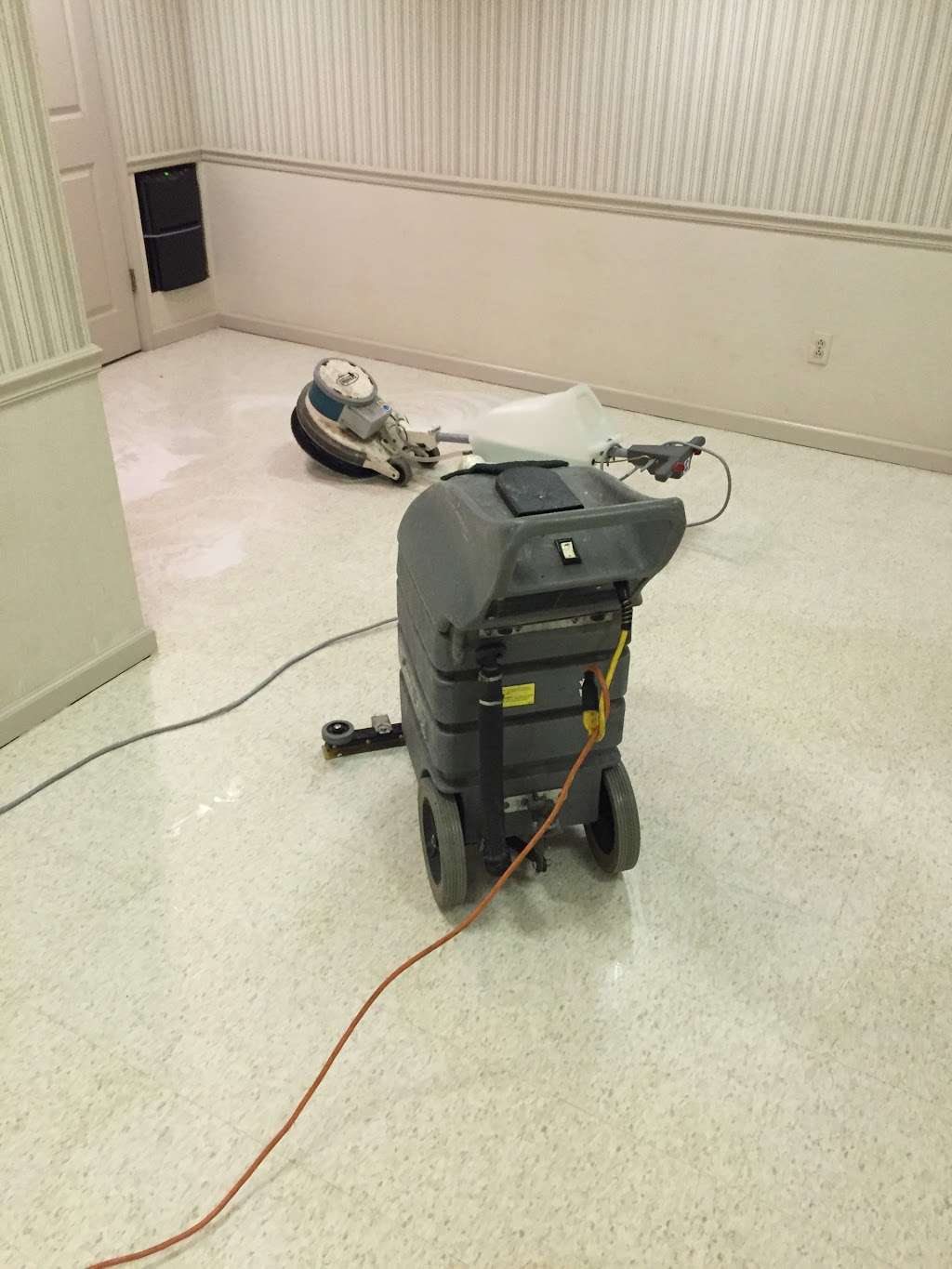 Naves Carpet & Floor Cleaning | 2808 Breckenridge Blvd, Norristown, PA 19403 | Phone: (610) 385-9232
