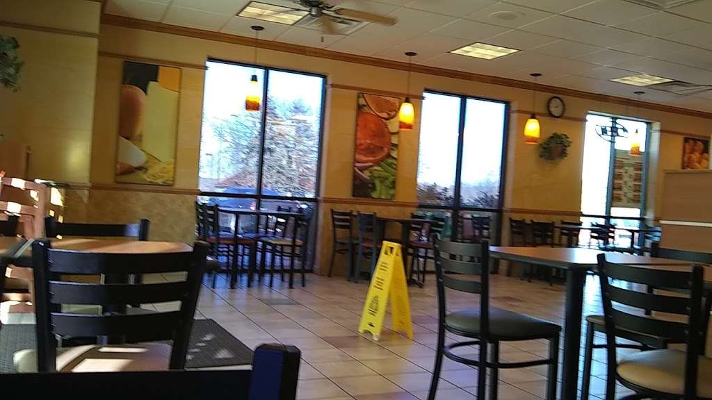 Subway Restaurants | 100 Love Rd, Reading, PA 19607, USA | Phone: (610) 898-9299