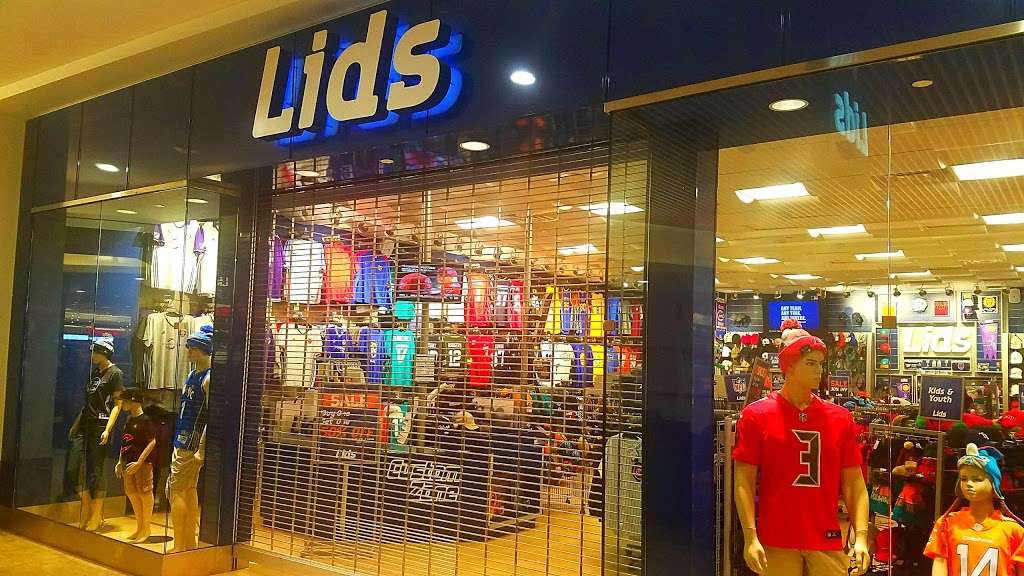 Lids | 9303 Jeff Fuqua Blvd #2991, Orlando, FL 32827 | Phone: (407) 825-7310