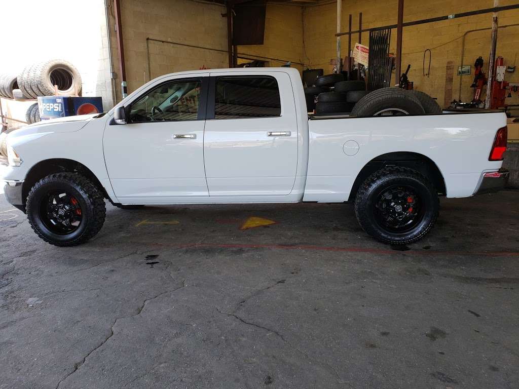 A1 Tires and wheels | 17827 Valley Blvd, Bloomington, CA 92316, USA | Phone: (909) 874-8782