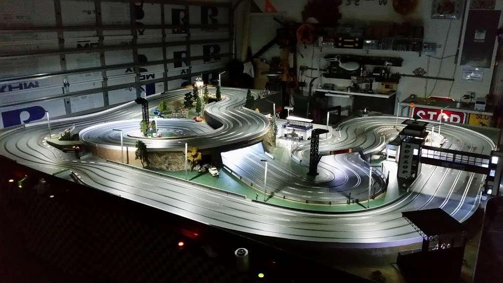 Slotrax Slot Car Racing Lakeland Florida | 6911 Bently Dr, Lakeland, FL 33809, USA | Phone: (863) 640-9984