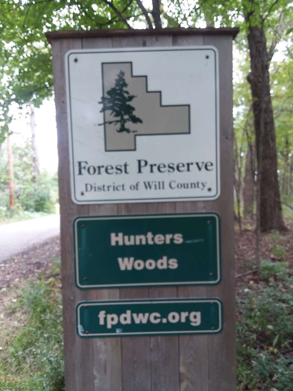 Hunters Woods County Forest Preserve | 21325 S 78th Ave, Frankfort, IL 60423