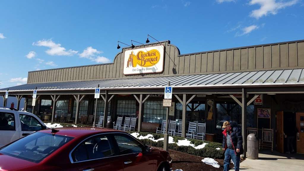 Cracker Barrel Old Country Store | 725 Foxcroft Ave, Martinsburg, WV 25401, USA | Phone: (304) 262-3660