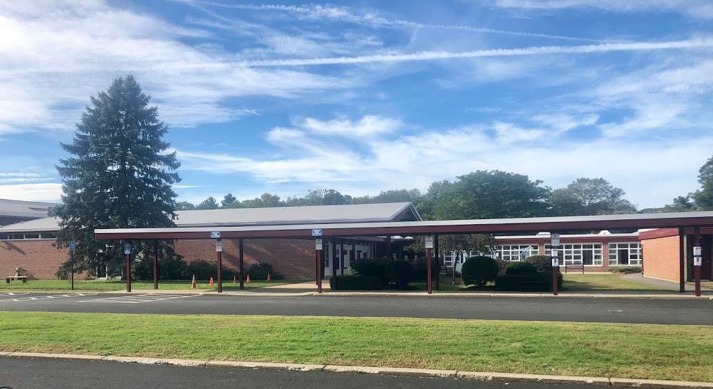 Spring Street Elementary School | 2 Spring St, West Bridgewater, MA 02379, USA | Phone: (508) 894-1230