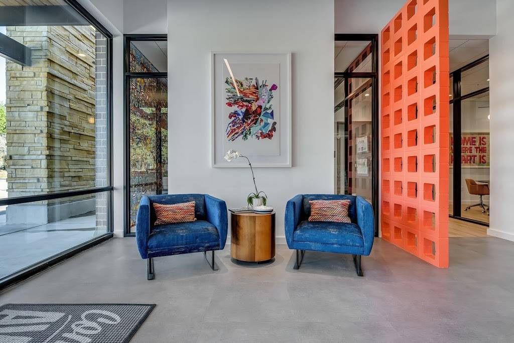 Realty Austin - Southwest | 7415 Southwest Pkwy Suite 2-200, Austin, TX 78735, USA | Phone: (512) 241-1300