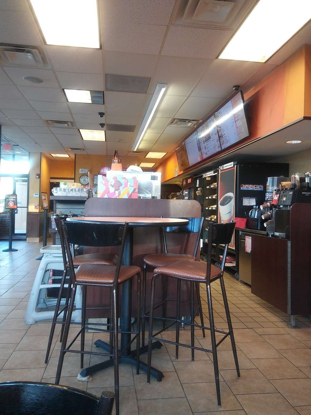 Dunkin | 349 N Main St, Andover, MA 01810, USA | Phone: (978) 475-6994