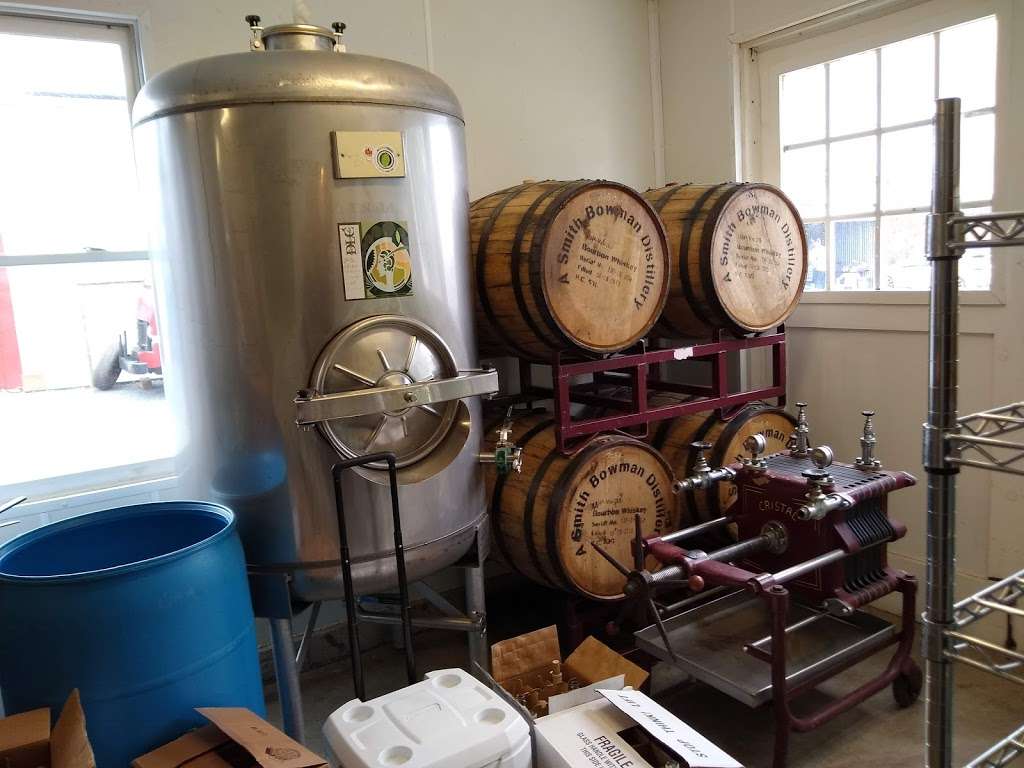 Distillery Lane Ciderworks | 5533 Gapland Rd, Jefferson, MD 21755, USA | Phone: (301) 834-8920