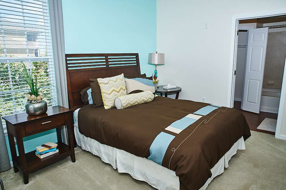 Westhaven Luxury Apartments in Zionsville | 7105 Westhaven Cir, Zionsville, IN 46077, USA | Phone: (317) 597-2366