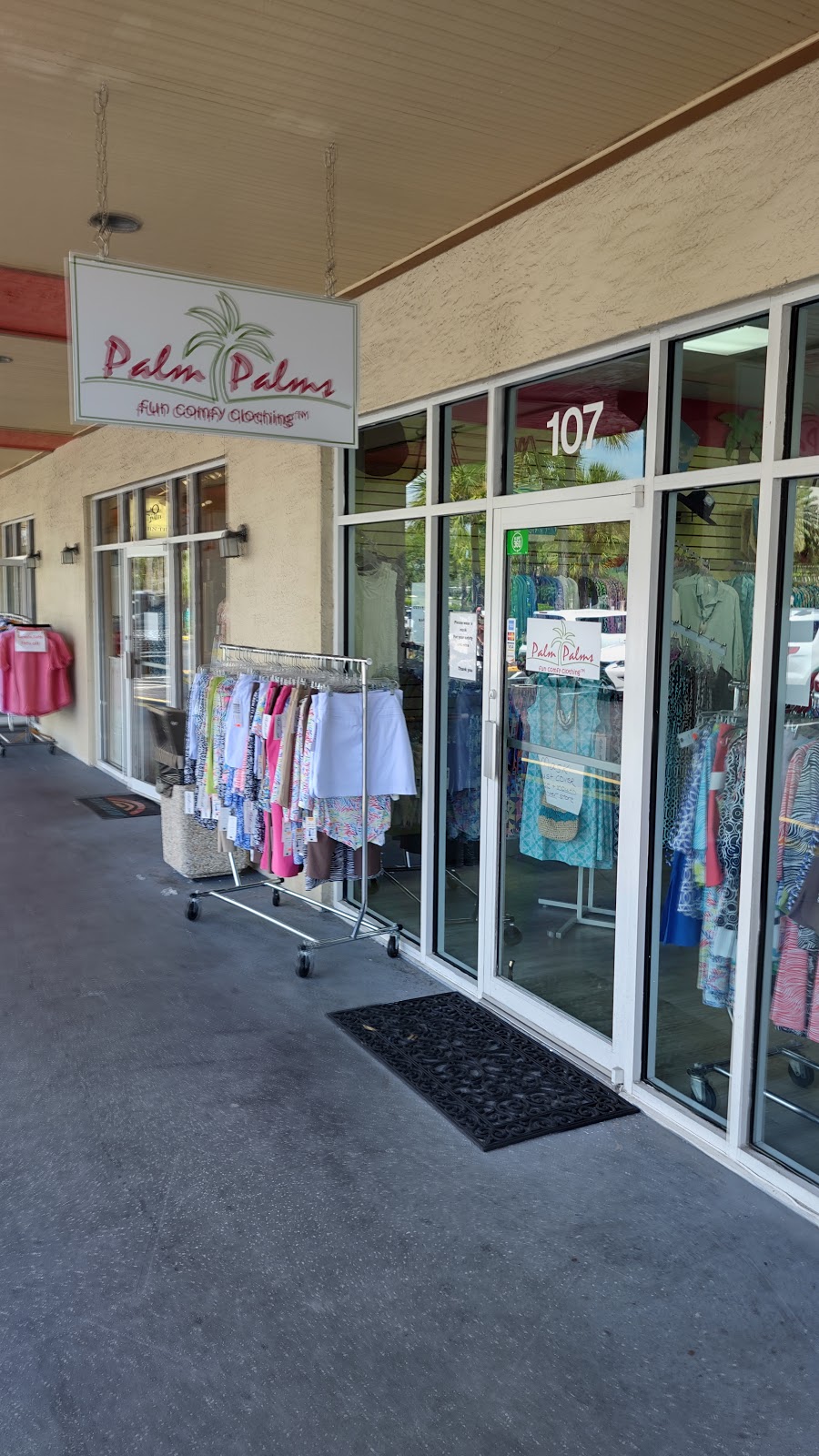 Palm Palms | 1261 Gulf Blvd # 107, Clearwater, FL 33767 | Phone: (727) 596-0194