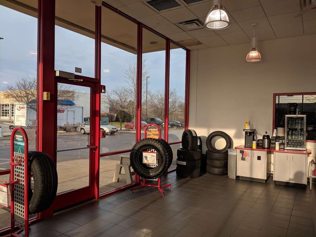 Discount Tire | 1145 Bloomingdale Rd, Glendale Heights, IL 60139, USA | Phone: (630) 784-8477