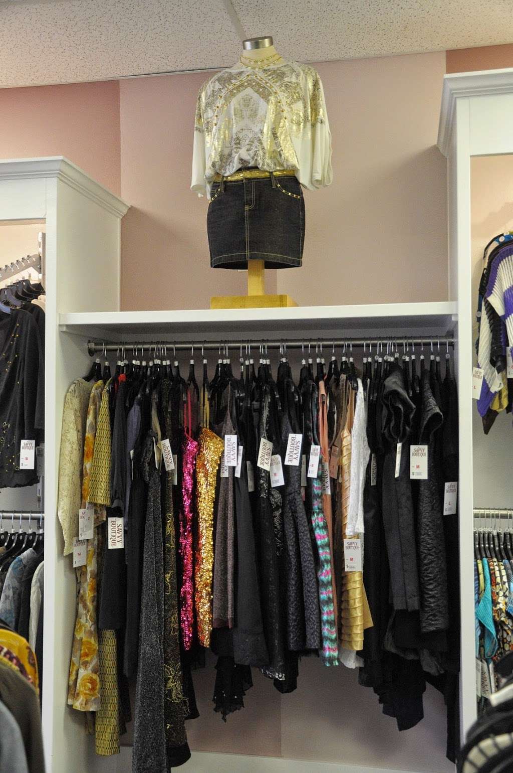 Savvy Boutique | 4709 Margaret Wallace Rd #110, Matthews, NC 28105, USA | Phone: (704) 573-5124