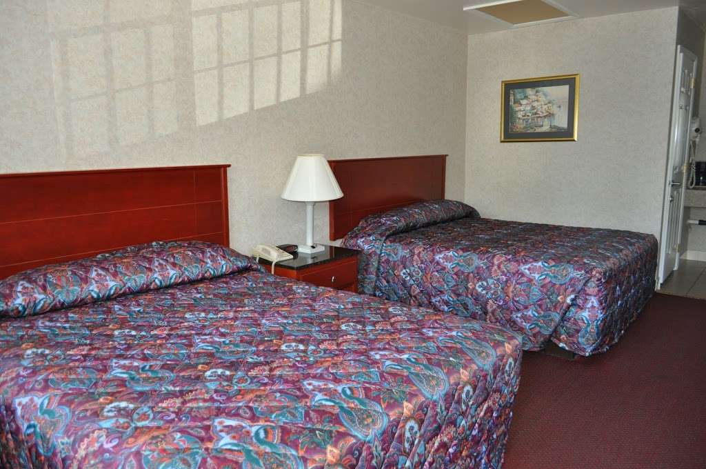 Atrium Inn & Suites | 204 W White Horse Pike, Galloway, NJ 08205, USA | Phone: (609) 652-1855