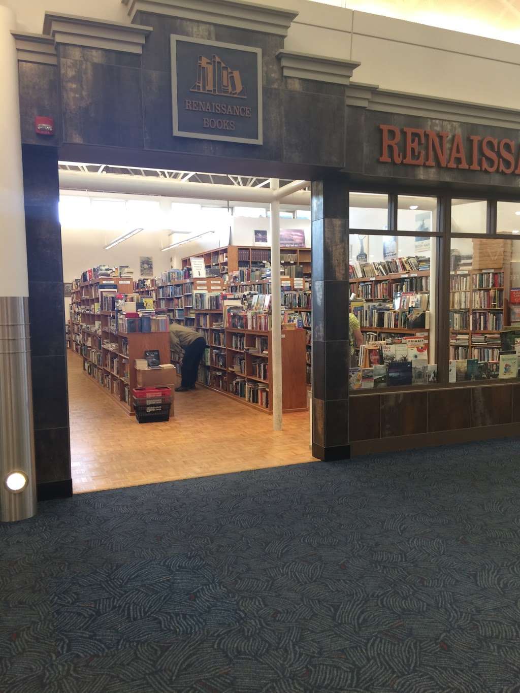 Renaissance Books | 5300 S Howell Ave, Milwaukee, WI 53207, USA | Phone: (414) 747-4526