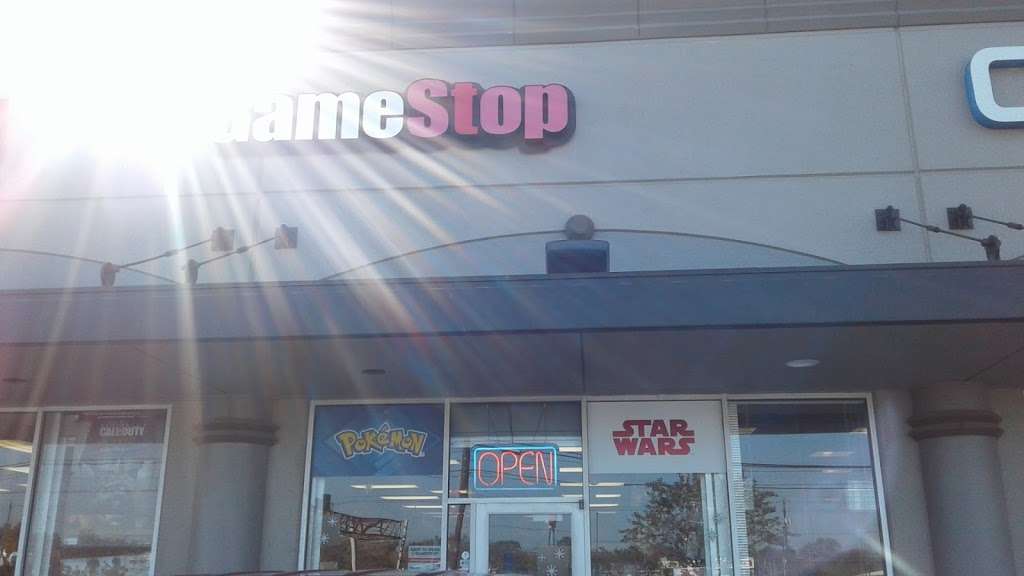 GameStop | 13706 East Fwy #200, Houston, TX 77015, USA | Phone: (713) 330-0946