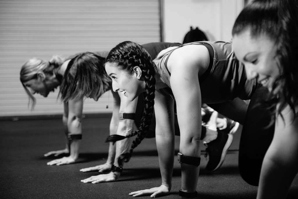 SUBSTANCE Fitness Los Alamitos | 3902 W Cerritos Ave, Los Alamitos, CA 90720, USA | Phone: (562) 596-1061