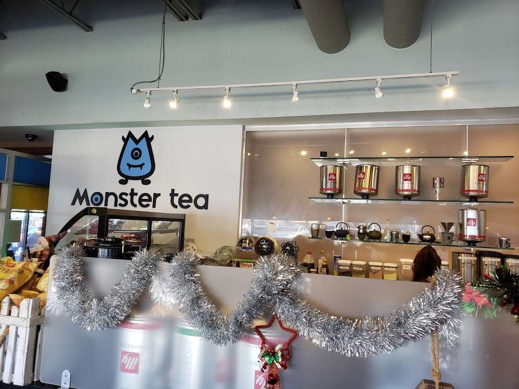 Monster tea | 6231 Little River Turnpike, Alexandria, VA 22312, USA | Phone: (703) 941-3737