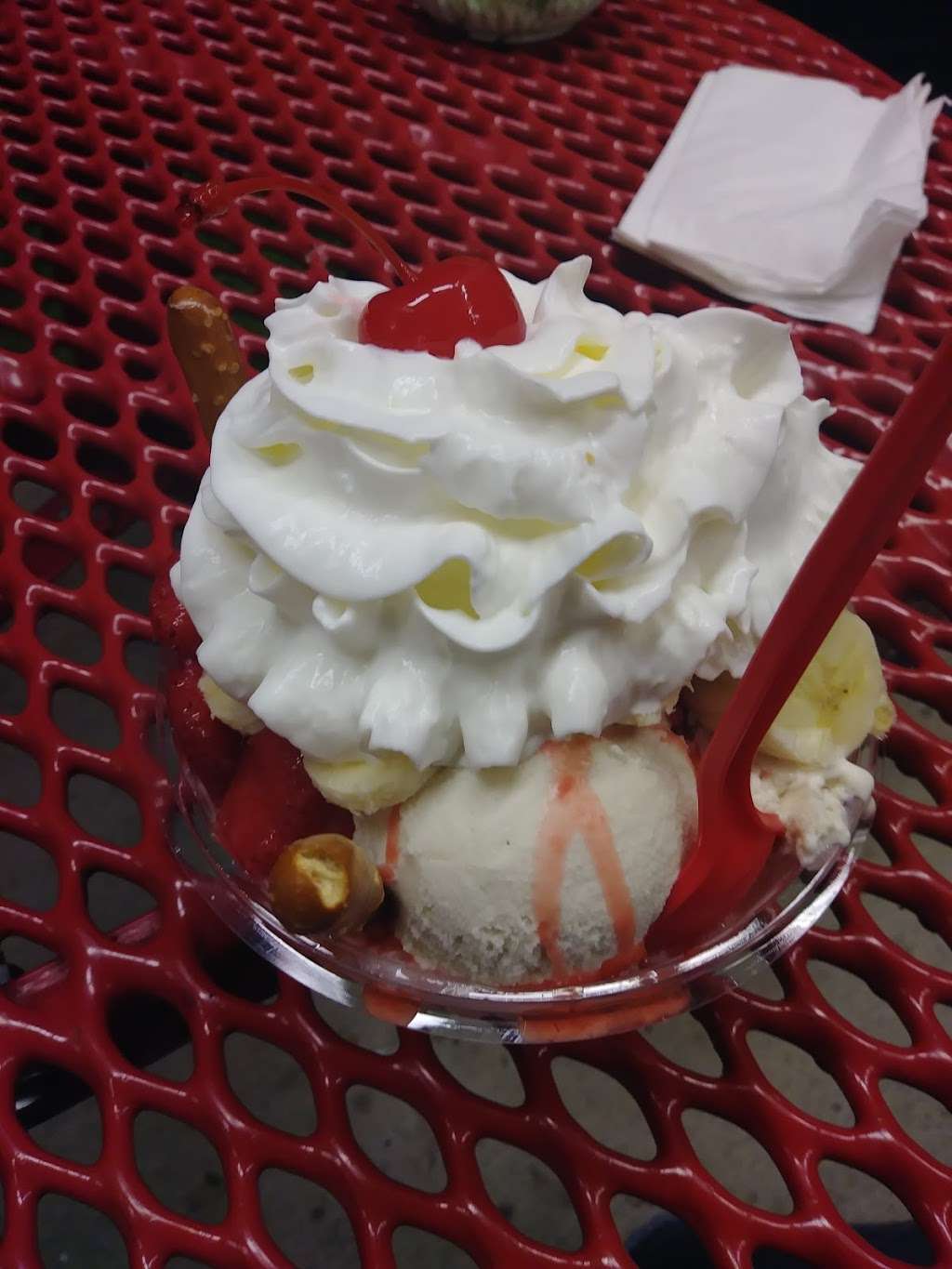 Brusters Real Ice Cream | 2450 FL-50, Clermont, FL 34711, USA | Phone: (352) 708-5851