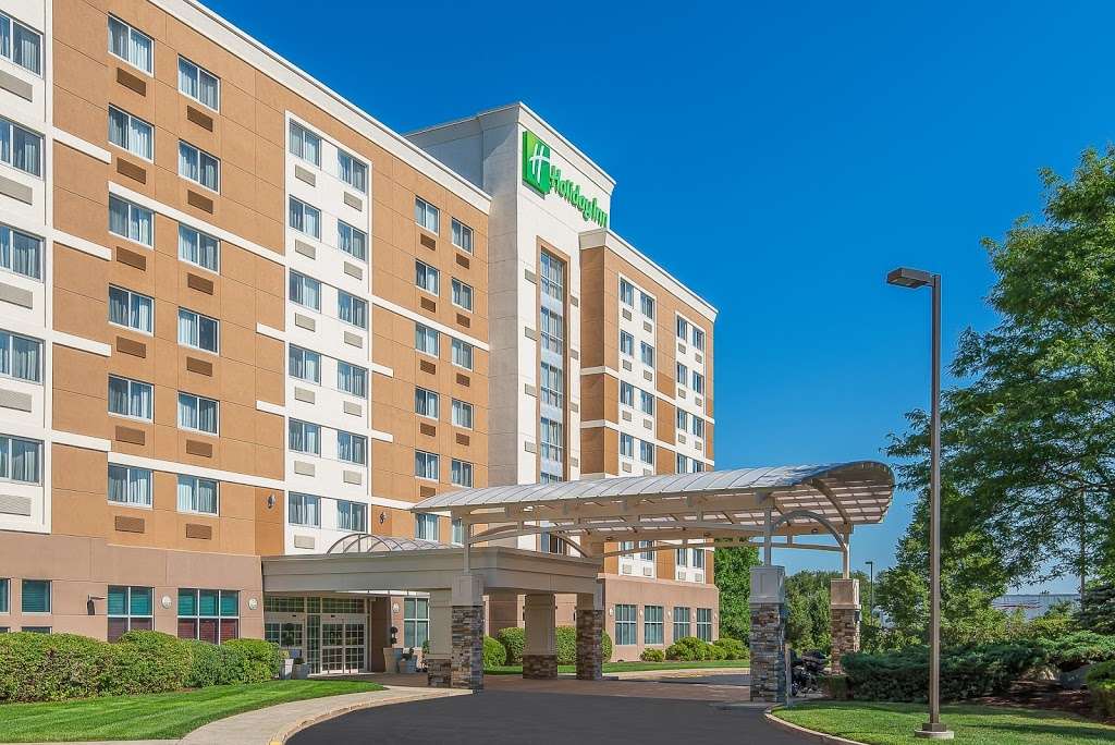 Holiday Inn Taunton-Foxboro Area | 700 Myles Standish Blvd, Taunton, MA 02780, USA | Phone: (508) 823-0430