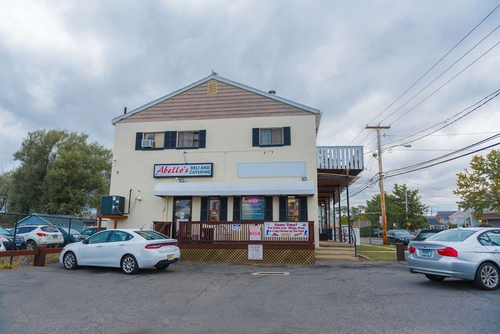 Abellos Deli And Pizza | 740 Fairfield Beach Rd, Fairfield, CT 06824, USA | Phone: (203) 292-9688