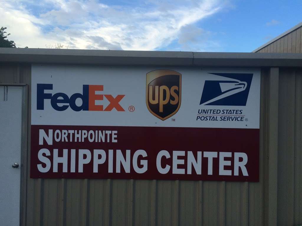 "Store Here Ship There" FEDEX, UPS, USPS, DHL and Storage | 1011 Metropolitan Ave, Leavenworth, KS 66048 | Phone: (913) 651-3131