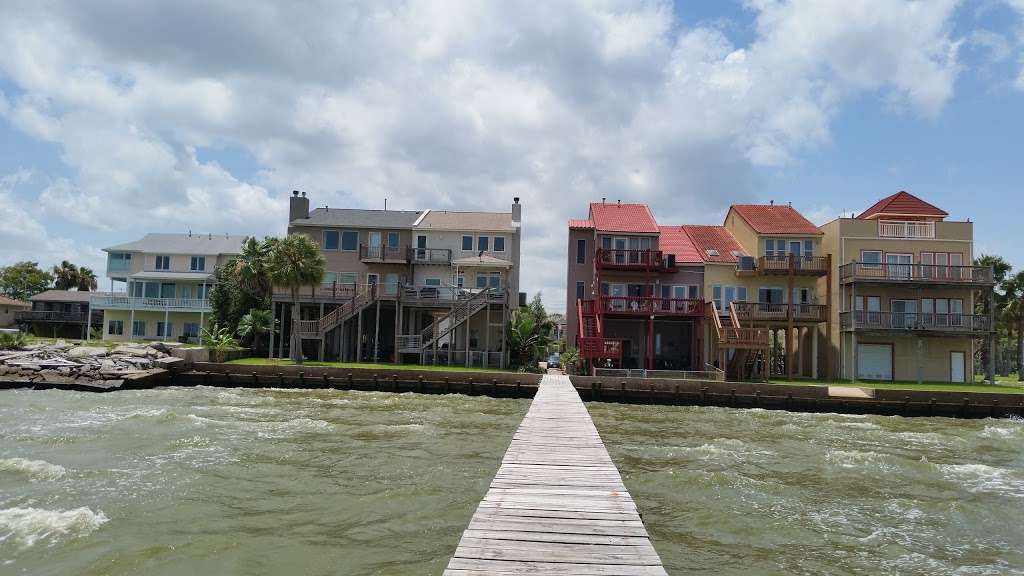 Galveston Bay House | 2010 Todville Rd, Seabrook, TX 77586 | Phone: (713) 909-1080