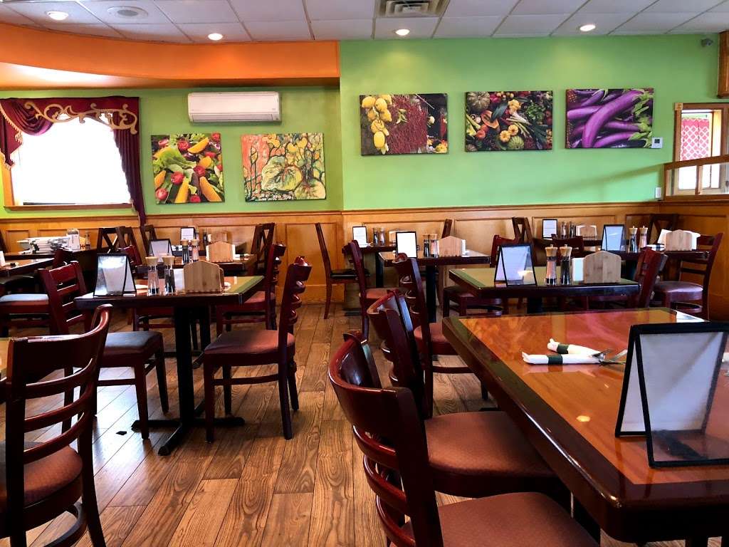 Green Leaf Vegetarian & Vegan Restaurant | 62 Water St, Framingham, MA 01701, USA | Phone: (508) 309-3009