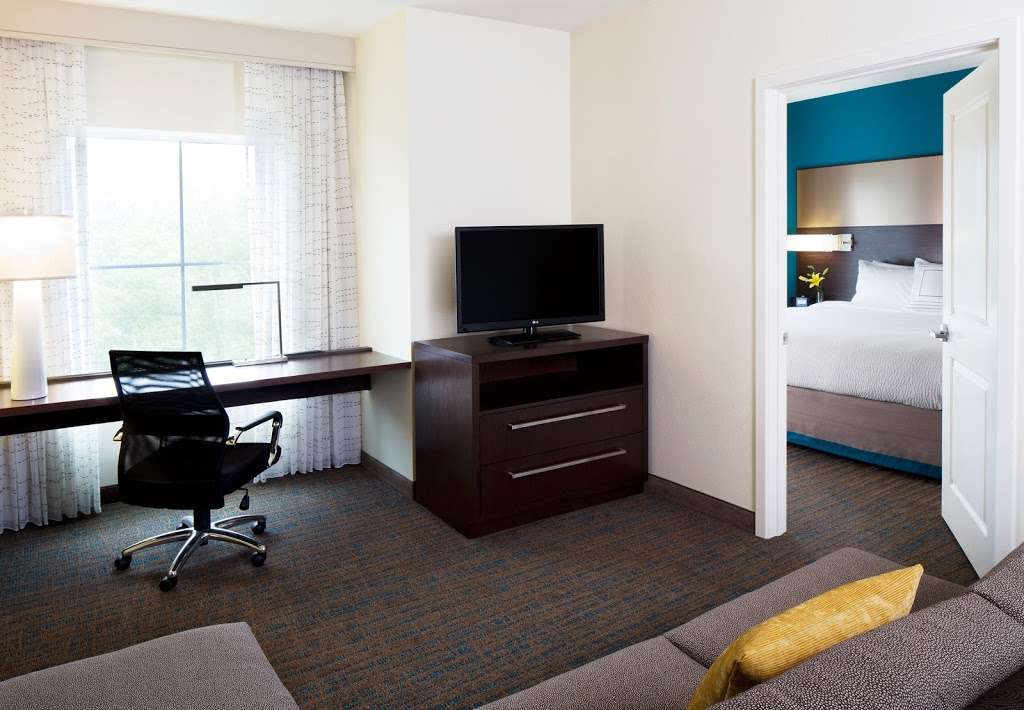 Residence Inn by Marriott Philadelphia Great Valley/Malvern | 10 General Warren Blvd, Malvern, PA 19355 | Phone: (484) 899-7800