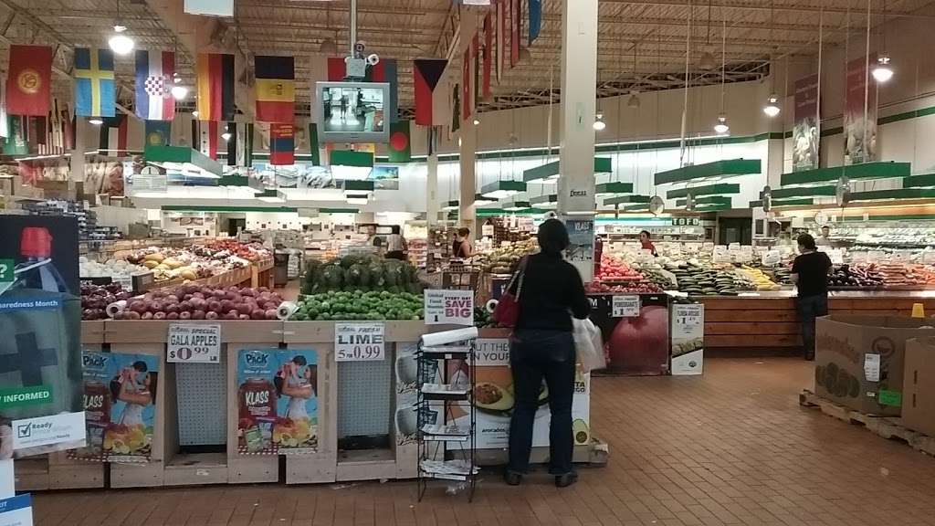 Global Food | 10320 Festival Ln, Manassas, VA 20109, USA | Phone: (703) 369-9977