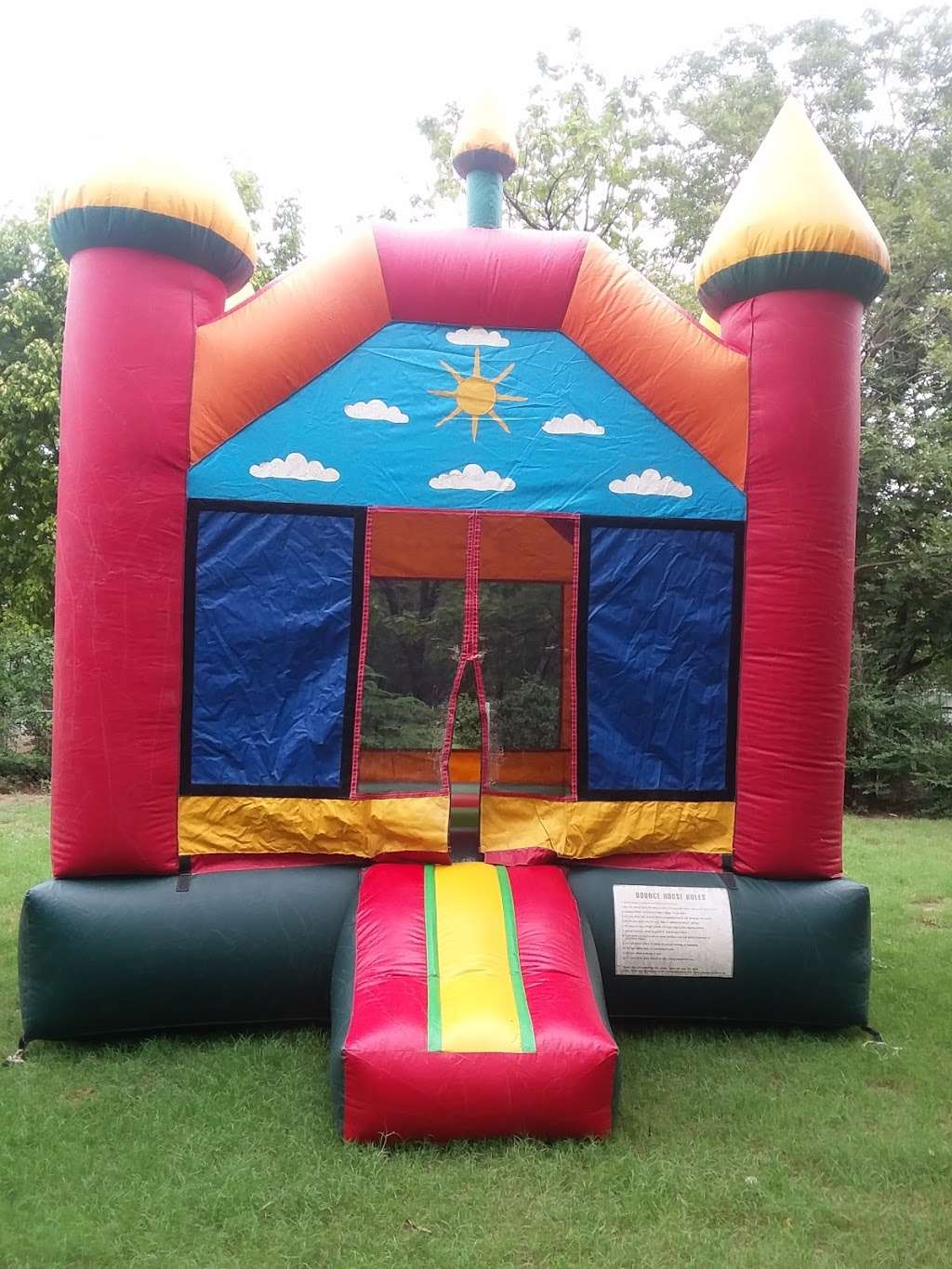 MICHAEL NADALS BOUNCE HOUSES & PARTY RENTALS | 7849 Cup Cir, Dallas, TX 75217, USA | Phone: (305) 834-0317