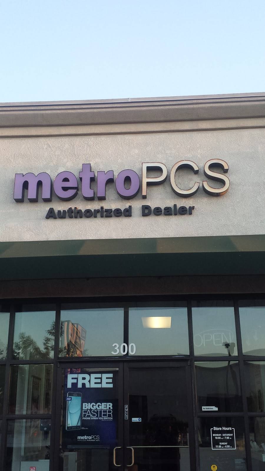 Metro by T-Mobile | 4110 Norwood Ave Ste 300, Sacramento, CA 95838, USA | Phone: (916) 927-1680