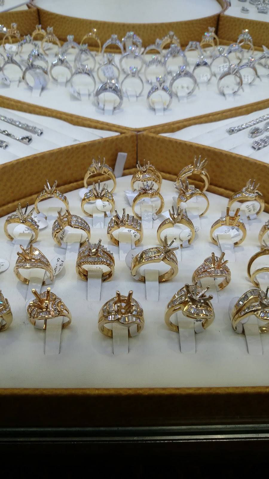 Golden Jade Jewelry | 2025 N Dobson Rd, Chandler, AZ 85224, USA | Phone: (480) 812-3893