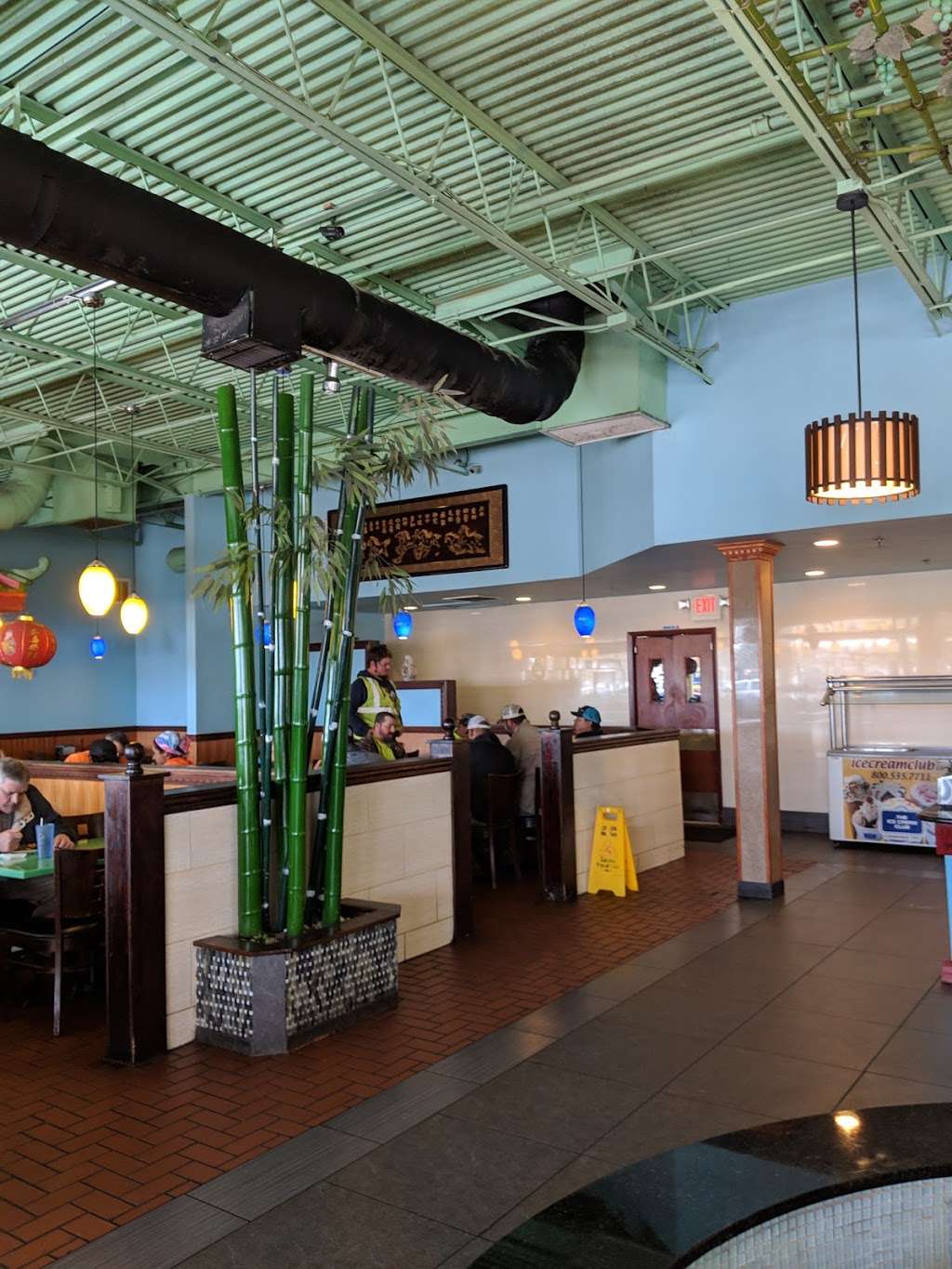 Giant Panda | 11726 E Colonial Dr, Orlando, FL 32817 | Phone: (407) 381-1860