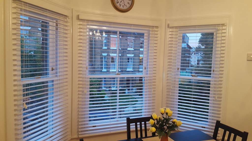 G & T Blinds & Shutters | 49 Seymour Villas, London SE20 8TR, UK | Phone: 07876 385373