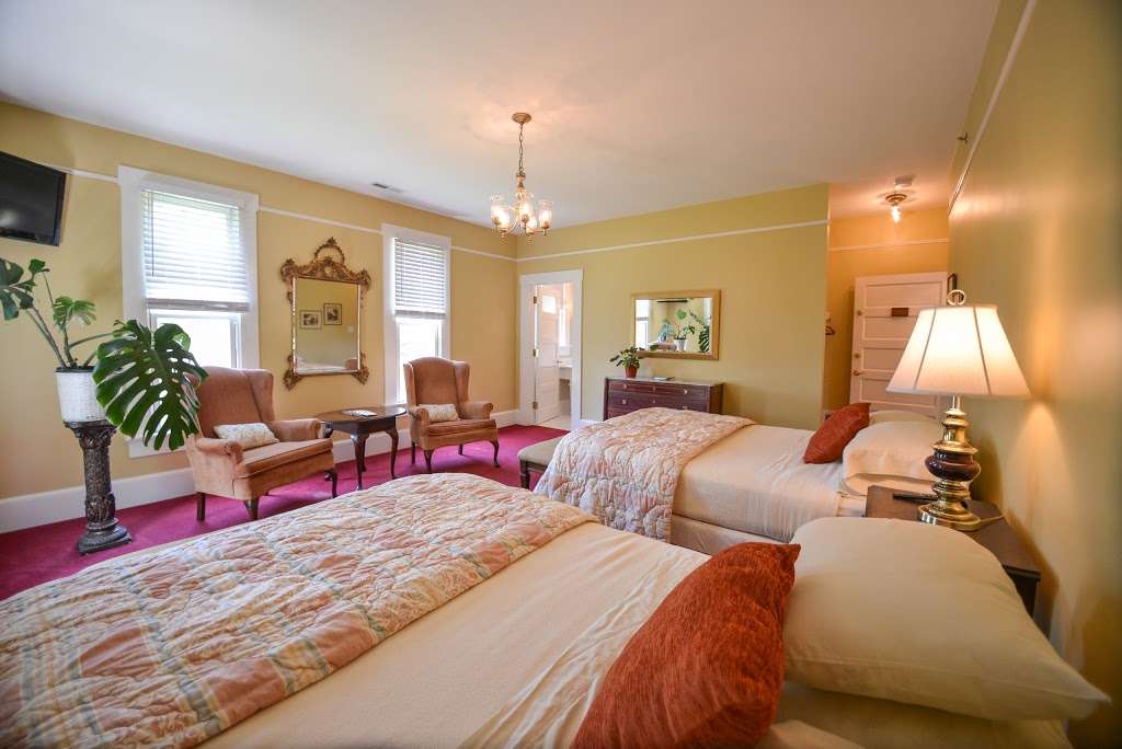 Prairie Guest House | 13805 Allisonville Rd, Fishers, IN 46038, USA | Phone: (317) 663-8728