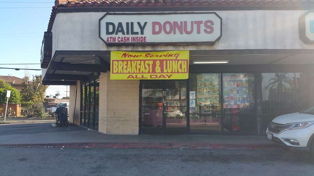 Daily Donuts | 2600 Firestone Blvd # A, South Gate, CA 90280, USA | Phone: (323) 569-2400