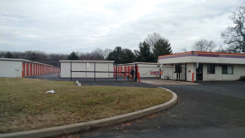 Public Storage | 4021 Market St, Upper Chichester, PA 19014 | Phone: (484) 489-0848