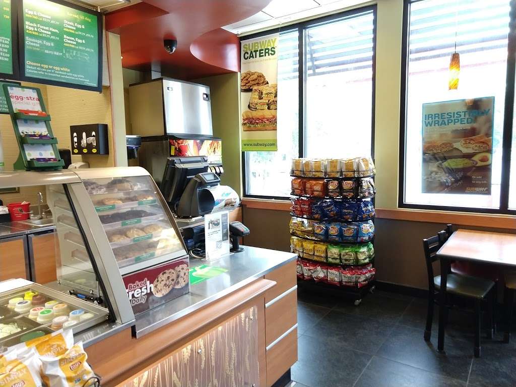 Subway | 10571 N, US-301, Oxford, FL 34785, USA | Phone: (352) 748-4034