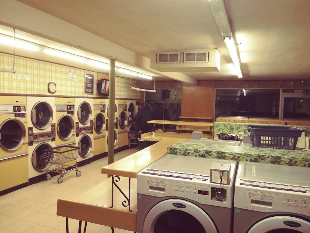 McFarland Laundromat | 4802 Farwell St, McFarland, WI 53558, USA | Phone: (608) 345-0850