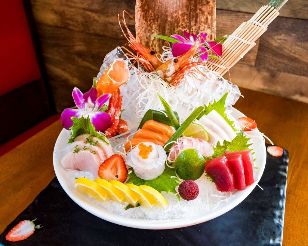 Good Fortune Sushi Bar & Restaurant | 42864 Truro Parish Dr, Ashburn, VA 20148, USA | Phone: (703) 729-8228
