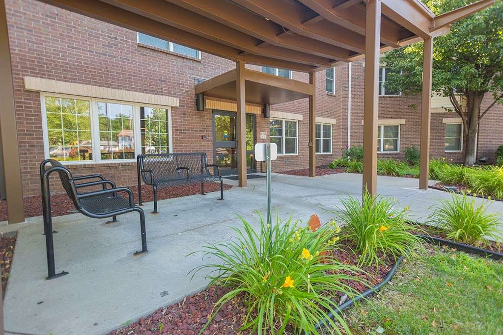 Swope Ridge Gardens Apartments | 3421 E 59th St, Kansas City, MO 64130, USA | Phone: (816) 333-0900