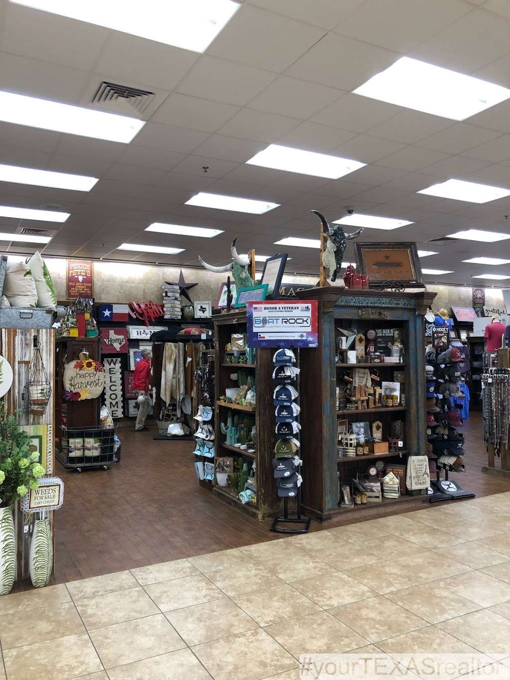 Buc-ees | 1243 Crabb River Rd, Richmond, TX 77469, USA | Phone: (979) 238-6390