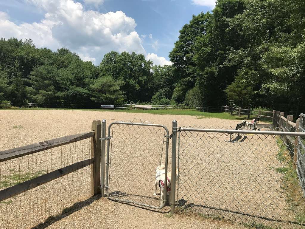 Easton Dog Park | 360 Sport Hill Rd, Easton, CT 06612