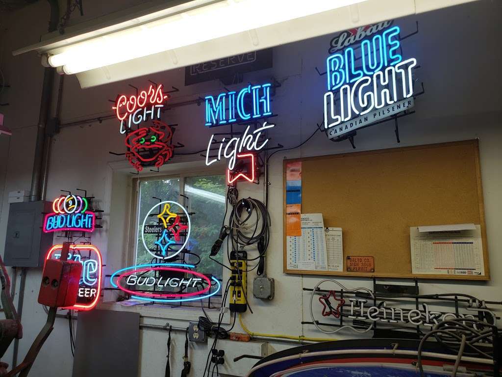 Charlies Sign Repair Service Inc | 395 Greenville Rd, Denver, PA 17517 | Phone: (717) 484-4684