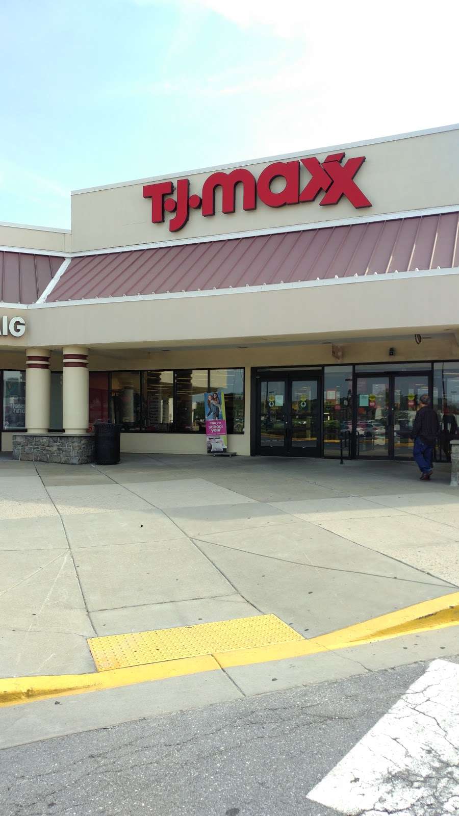 T.J. Maxx | 9616 Reisterstown Rd, Owings Mills, MD 21117, USA | Phone: (410) 363-0855